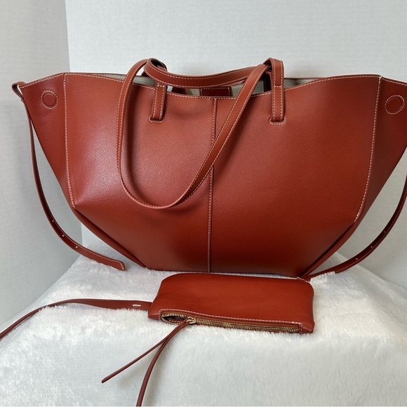 Handbags - - Cyme 2 way tote large cognac NWOT with zippered inner pouch